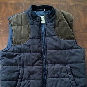 Barbour Men's Large Quilted Puffer Zip-Front Vest with Moleskin Patch Trim